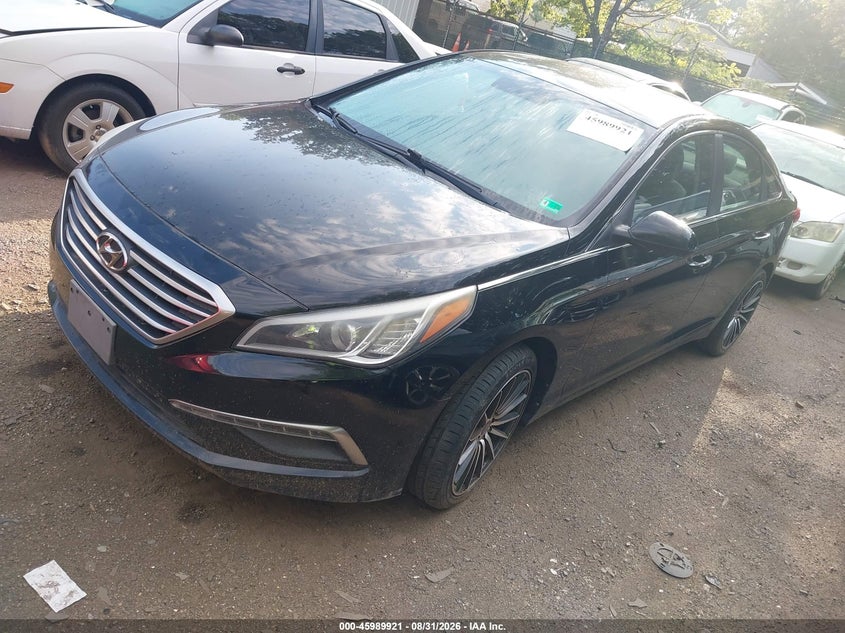 2015 HYUNDAI SONATA auction photo 2
