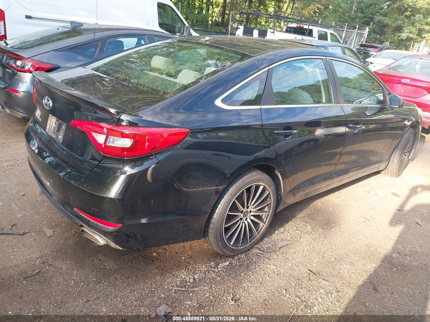 2015 HYUNDAI SONATA auction photo 4