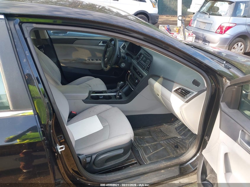 2015 HYUNDAI SONATA auction photo 5
