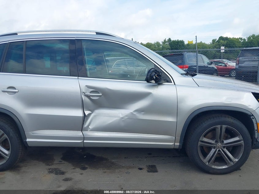 VOLKSWAGEN TIGUAN 2017 VIN WVGUV7AX7HW507635