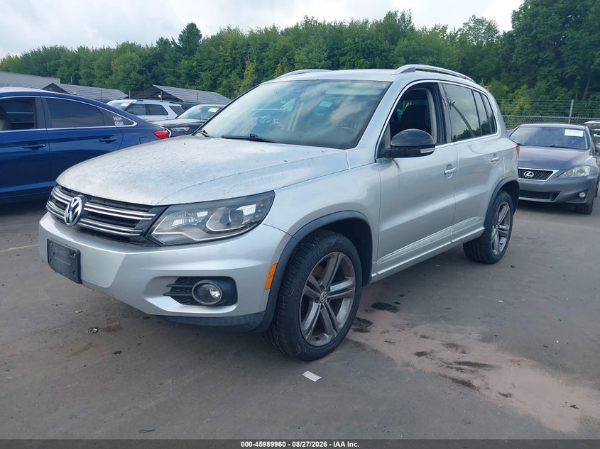2017 VOLKSWAGEN TIGUAN auction photo 2