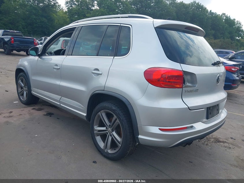 2017 VOLKSWAGEN TIGUAN auction photo 3