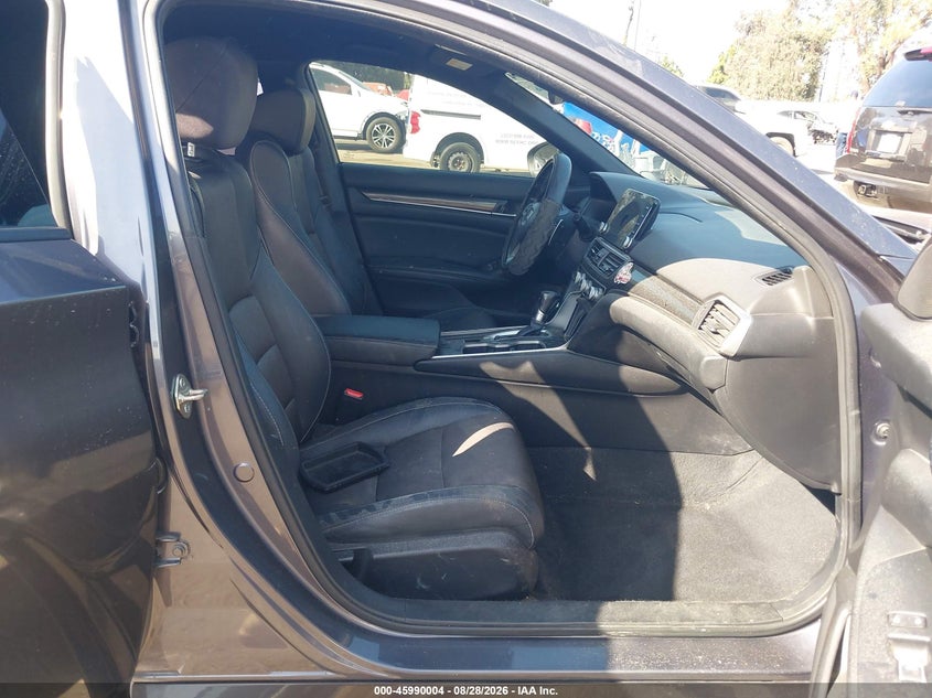 2019 HONDA ACCORD auction photo 5