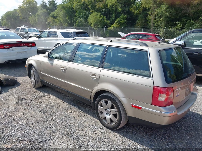 2005 VOLKSWAGEN PASSAT auction photo 3