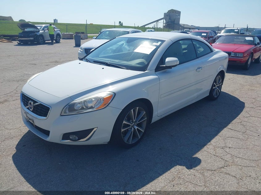 2013 Volvo C70, Механика, IAAI, VIN YV1672MC3DJ142987 — фото 2