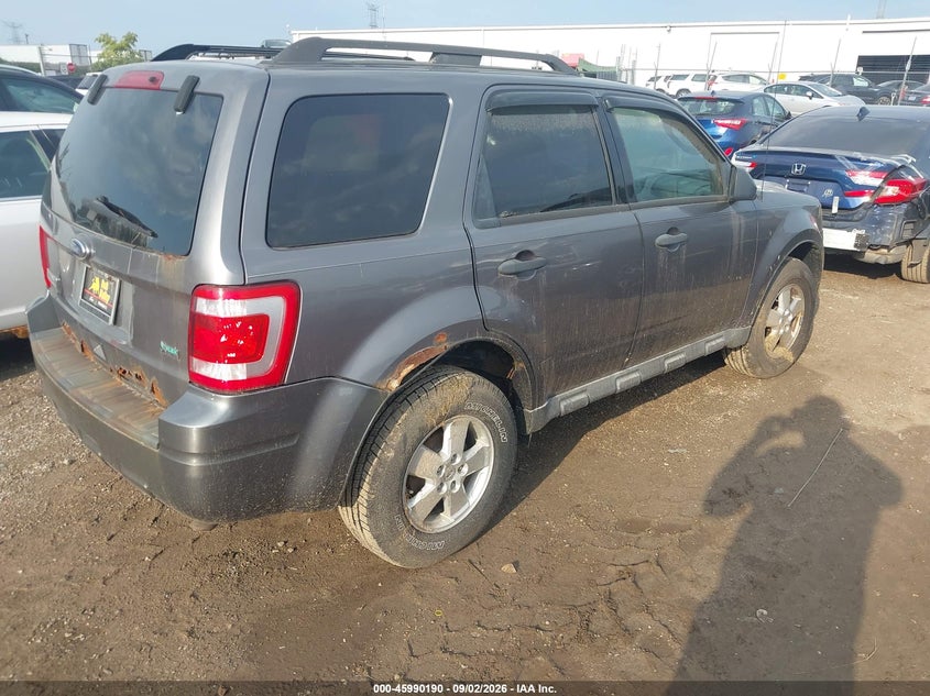 2010 FORD ESCAPE auction photo 4