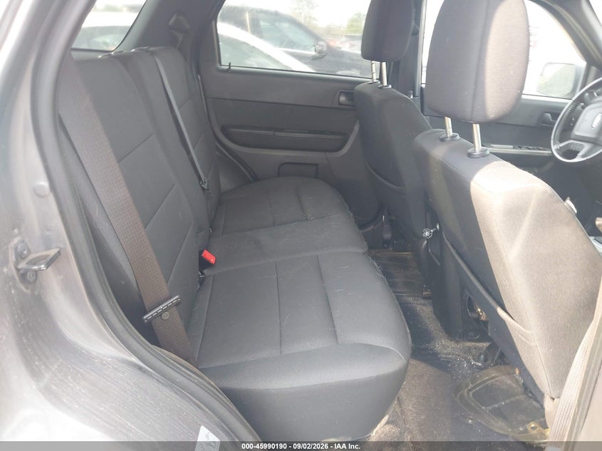 2010 FORD ESCAPE auction photo 8