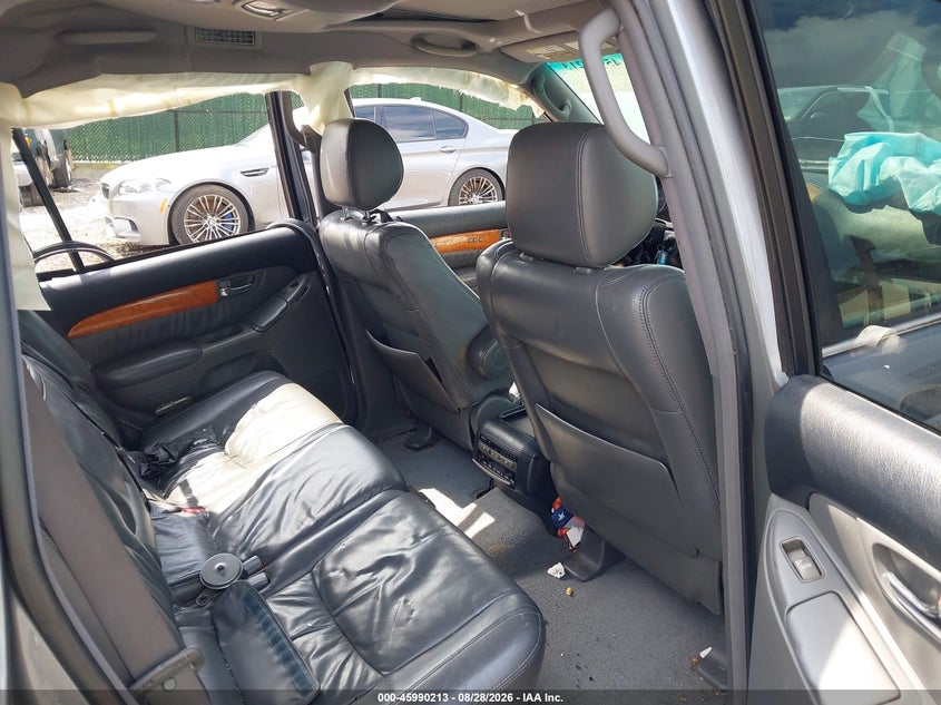 2004 LEXUS GX 470 auction photo 8