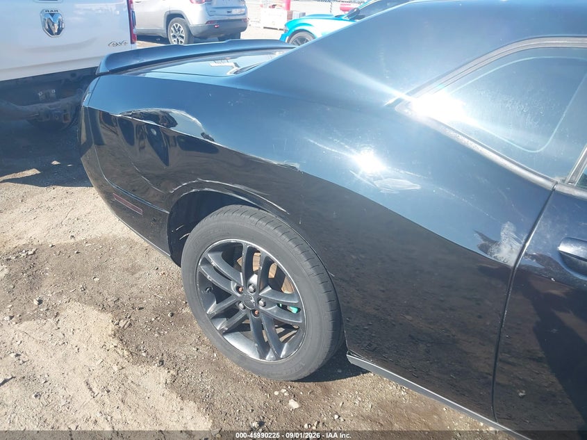 DODGE CHALLENGER - zdjęcie 13