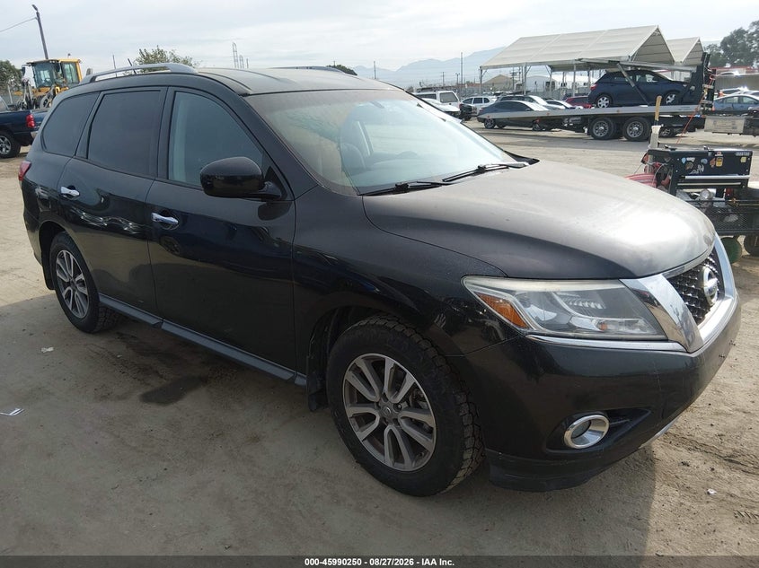 Vin: 5n1ar2mn1fc724018, lot: 46489575, nissan pathfinder sv 20151