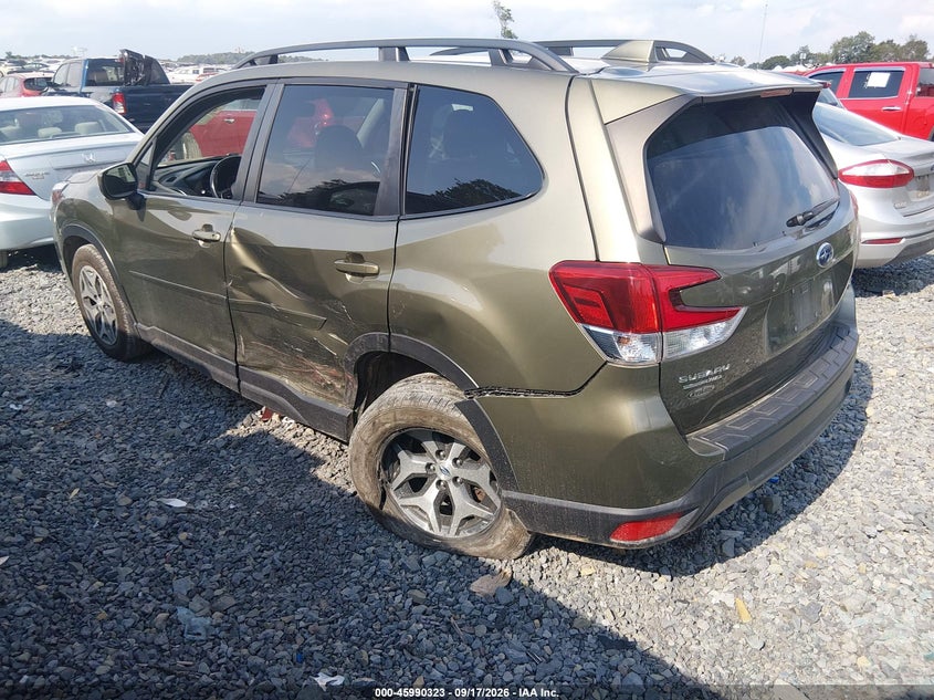 Vin: jf2skaec1nh451301, lot: 46489648, subaru forester premium 20223