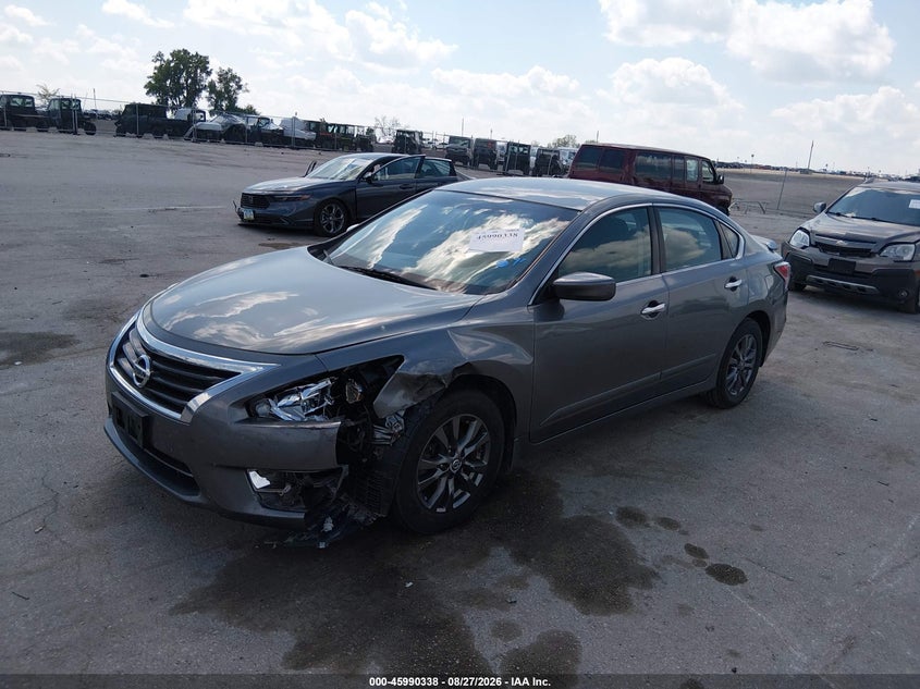 2015 Nissan Altima, Left Front, IAAI, VIN 1N4AL3APXFC458053 — photo 2