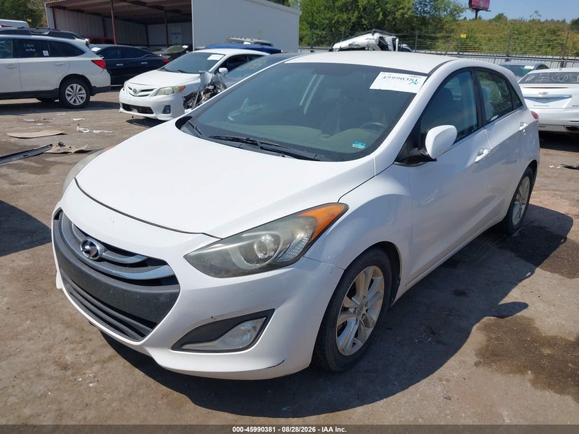 2014 HYUNDAI ELANTRA GT auction photo 2