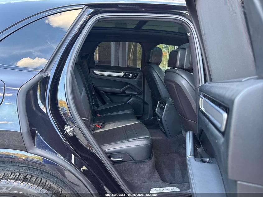 2019 PORSCHE CAYENNE E-HYBRID auction photo 8