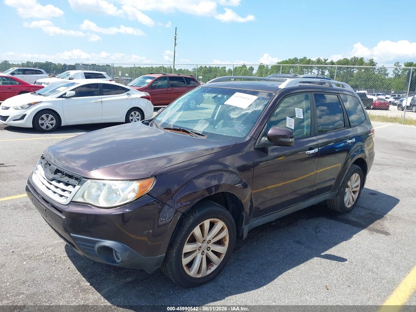 2013 SUBARU FORESTER auction photo 2