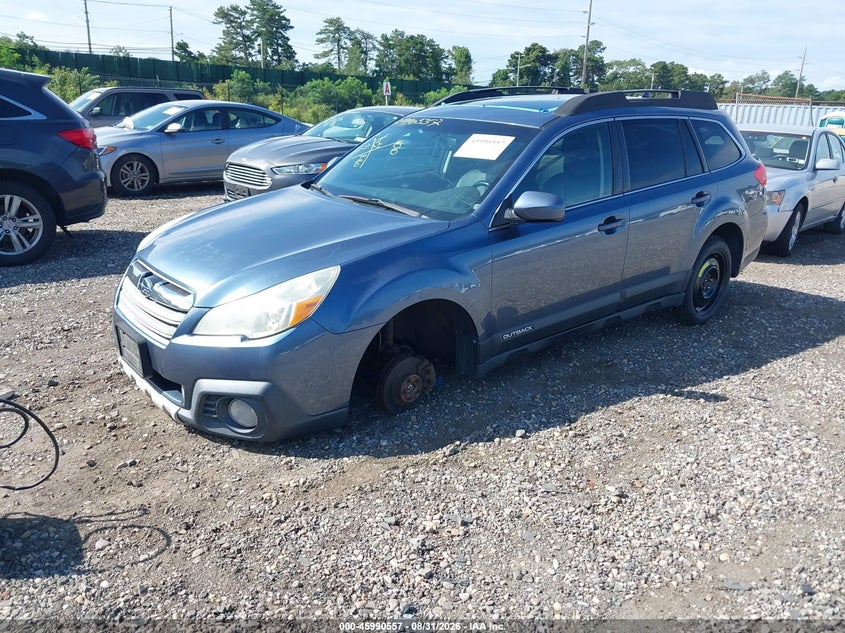 2013 SUBARU OUTBACK auction photo 2