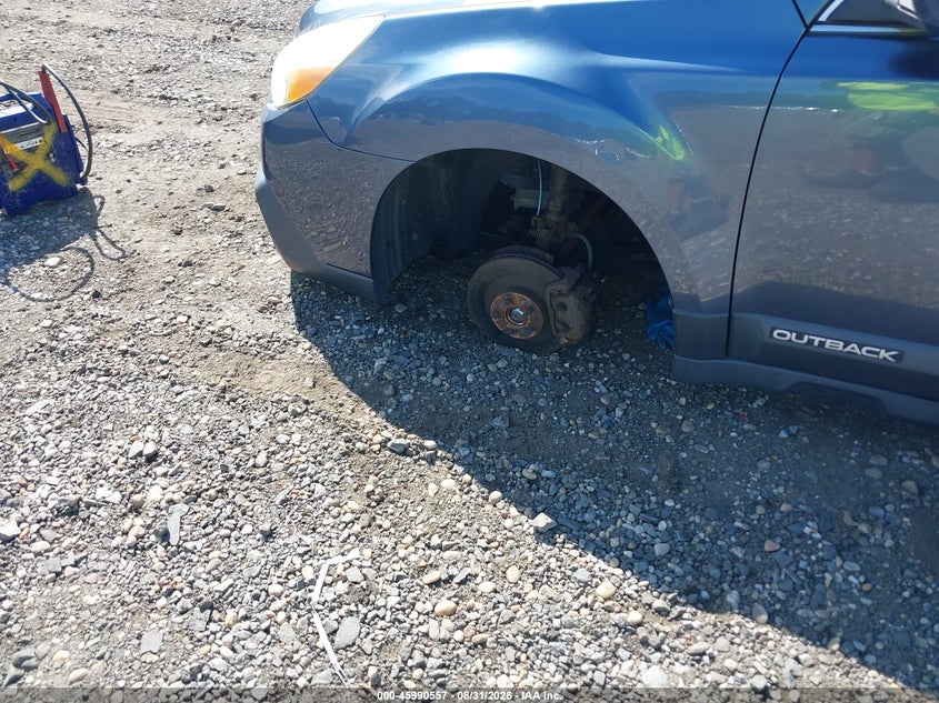 2013 SUBARU OUTBACK auction photo 6