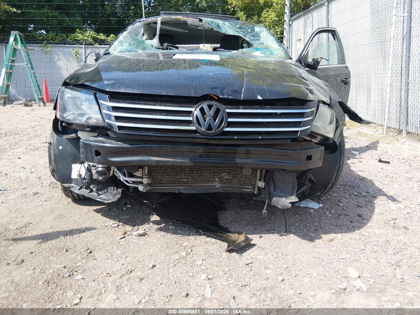 2013 VOLKSWAGEN PASSAT auction photo 6