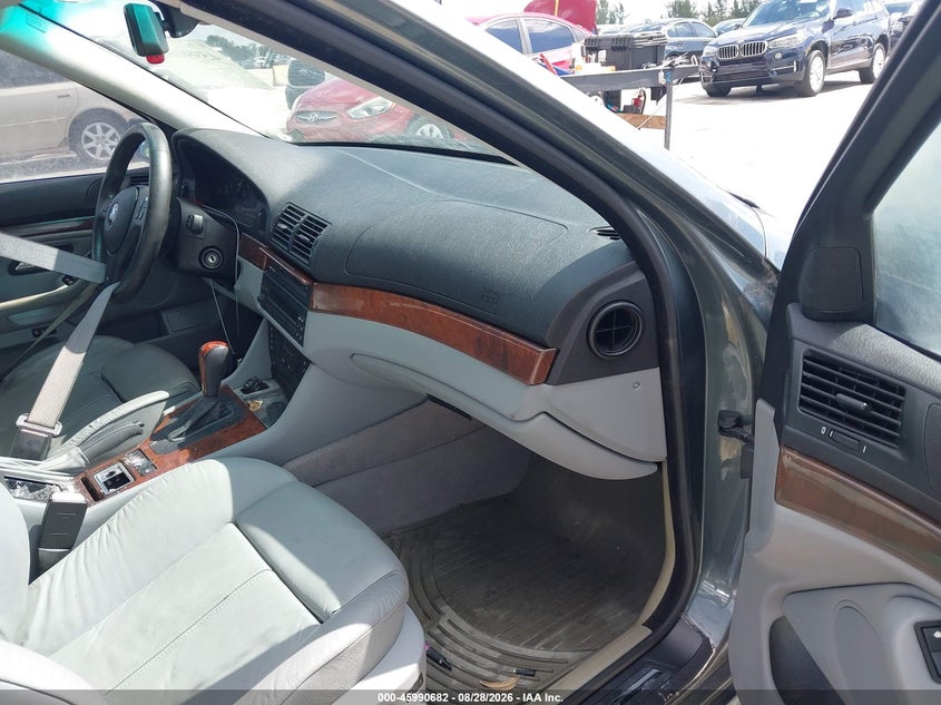 2003 BMW 530IA auction photo 5