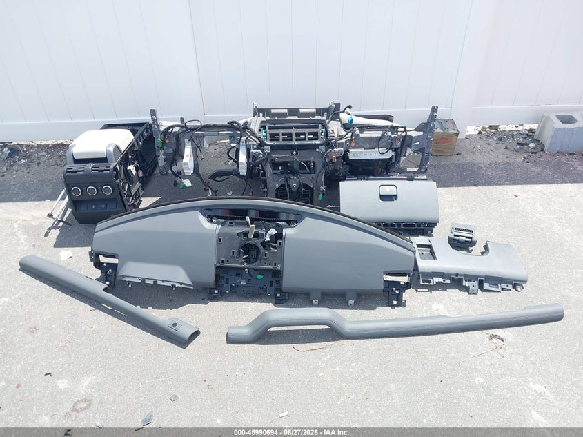 LAND-ROVER DEFENDER 2024 VIN SALE27EU2R2355508
