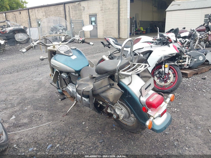 2003 SUZUKI VL 800 VOLUSIA MOTO 2