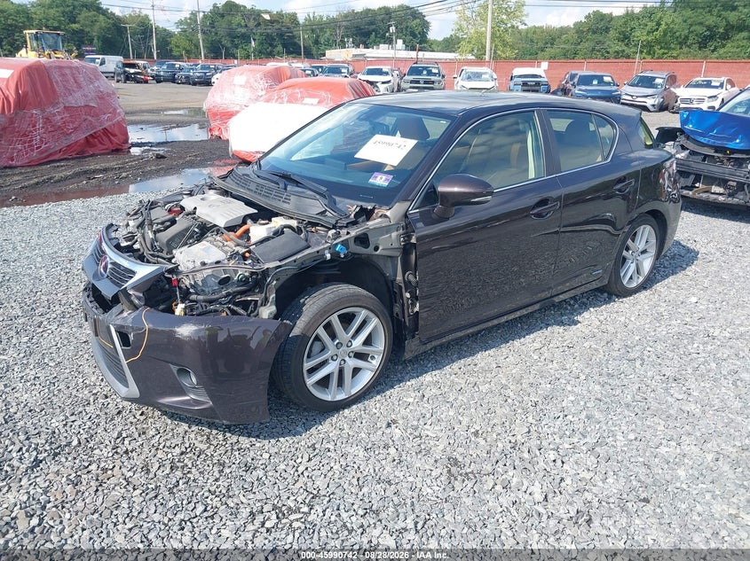 2015 LEXUS CT 200H auction photo 2