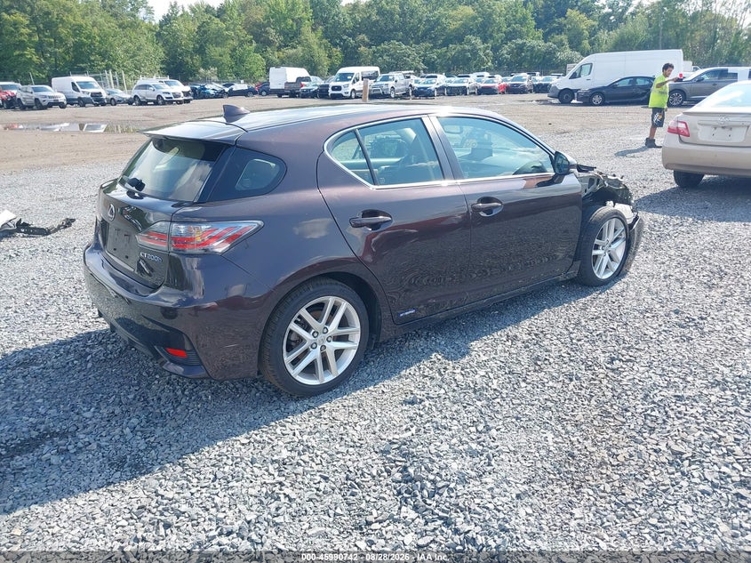 2015 LEXUS CT 200H auction photo 4