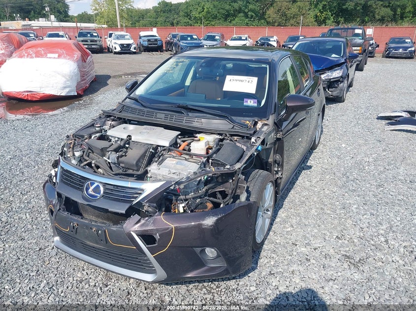 2015 LEXUS CT 200H auction photo 6