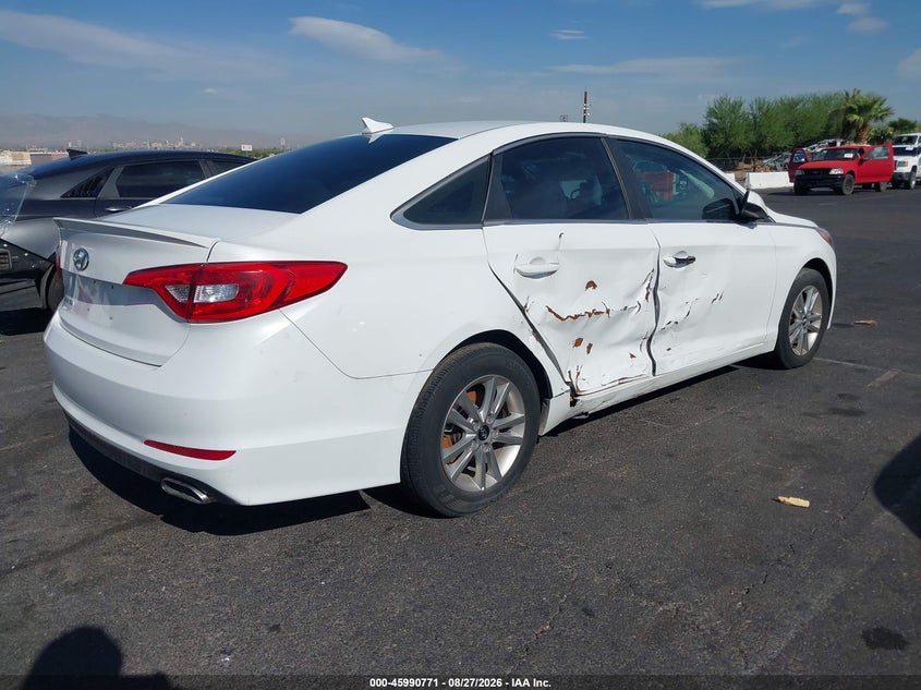2017 HYUNDAI SONATA auction photo 4