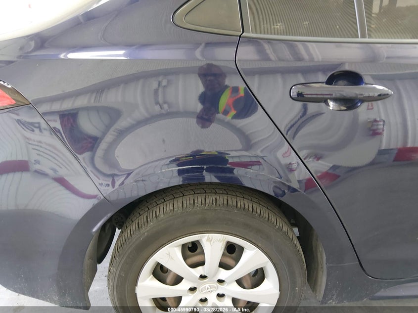 TOYOTA COROLLA - zdjęcie 17