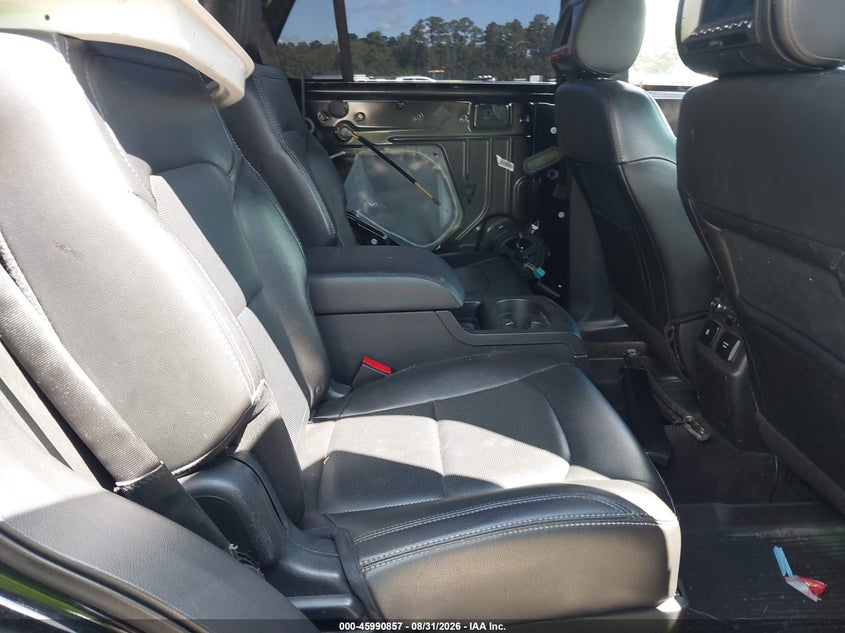 FORD EXPLORER 2017 VIN 1FM5K7F81HGB19194