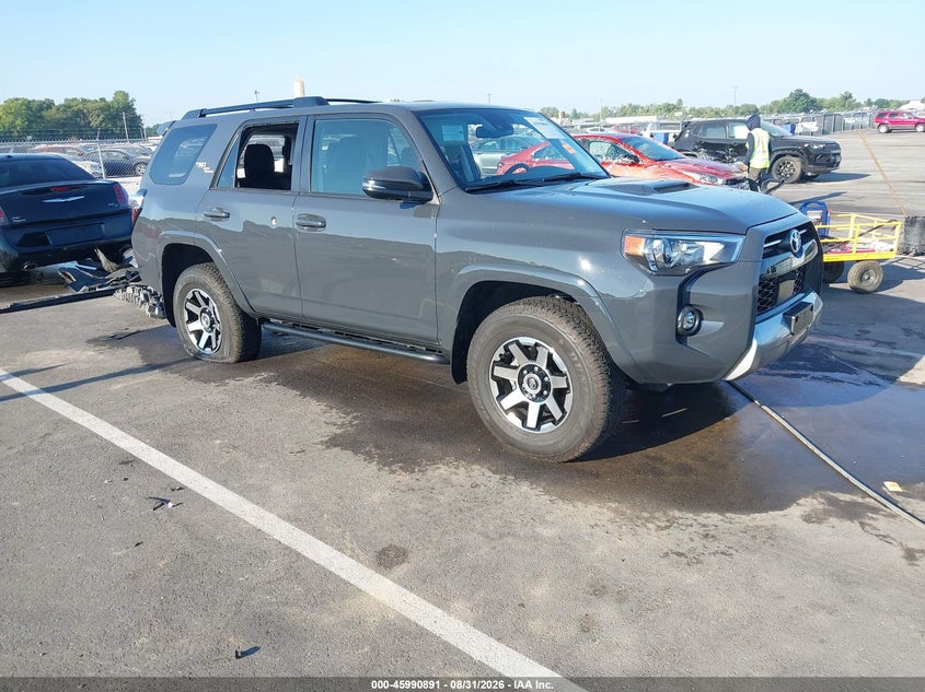 Vin: jteru5jr8r6278351, lot: 46490216, toyota 4runner trd off road premium 2024 img_1