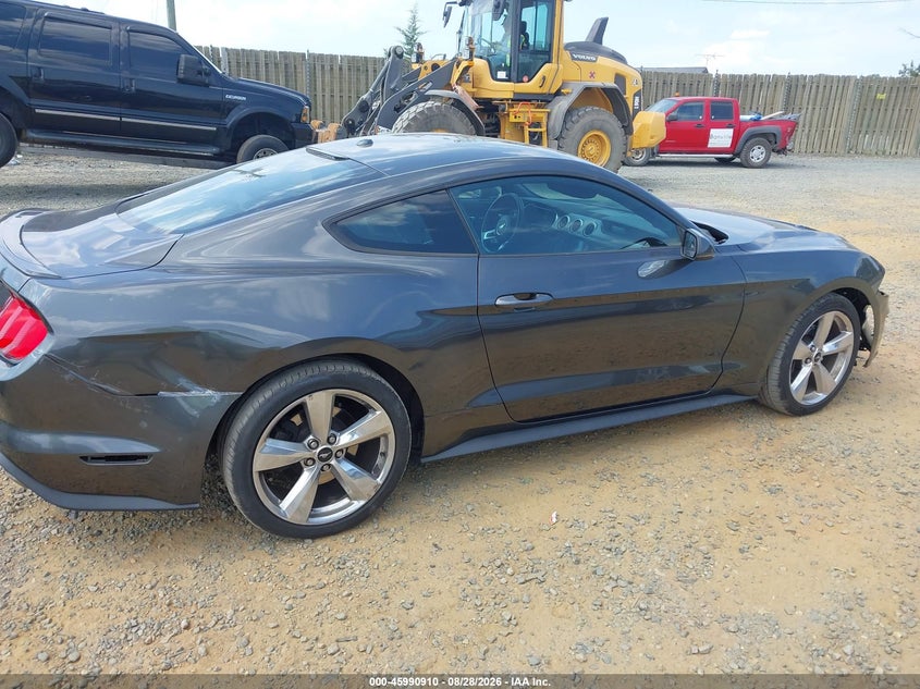 FORD MUSTANG - zdjęcie 14