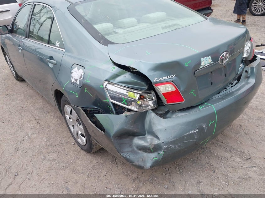 2009 TOYOTA CAMRY auction photo 6