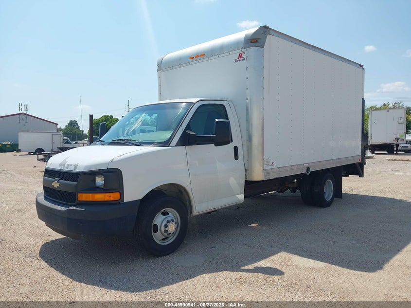 2013 CHEVROLET EXPRESS CUTAWAY 3500 N/A