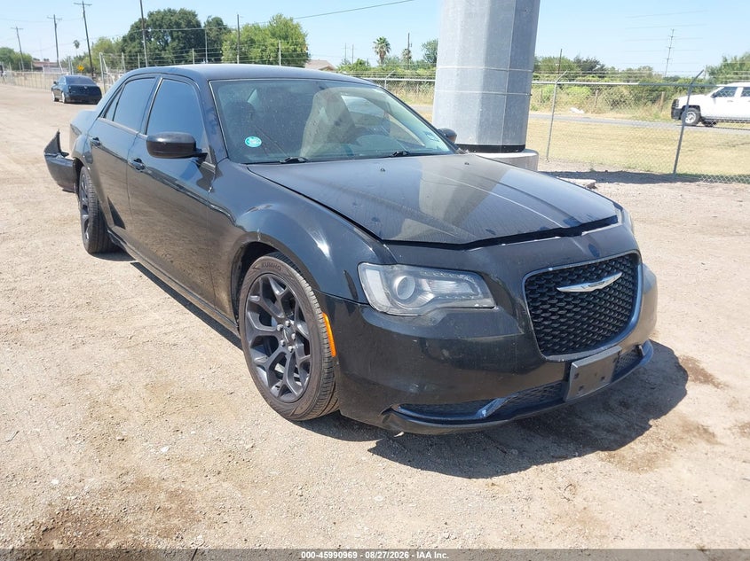 2019 Chrysler 300 Touring