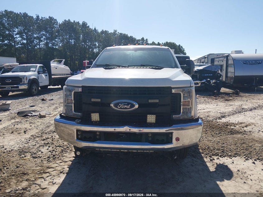 2018 FORD F-350 XL · Фото 12