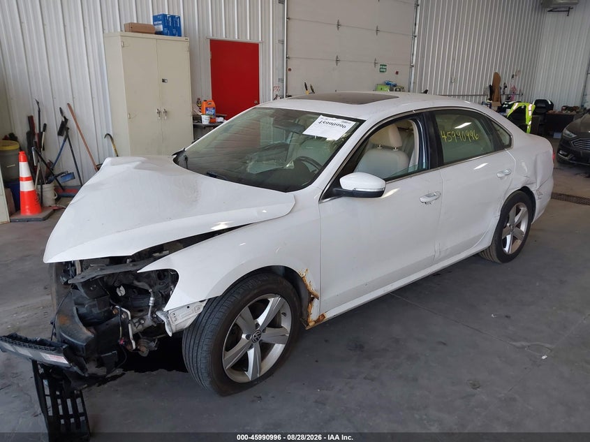 2012 Volkswagen Passat, All Over, IAAI, VIN 1VWBP7A33CC071425 — photo 2