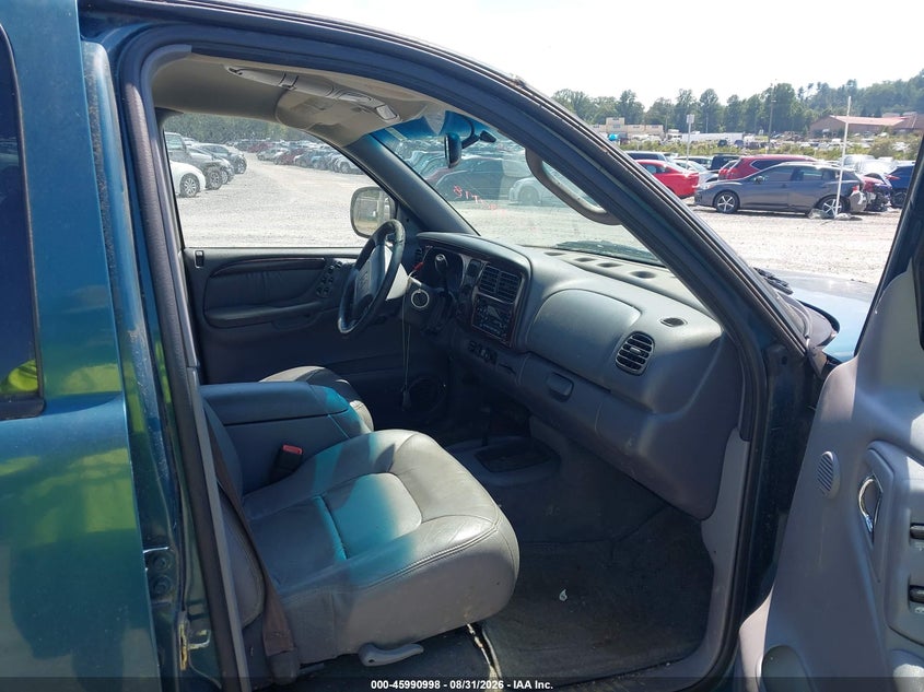 DODGE DURANGO 2000 VIN 1B4HS28Z8YF190874