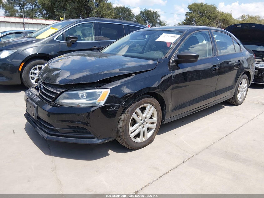 2015 VOLKSWAGEN JETTA auction photo 2