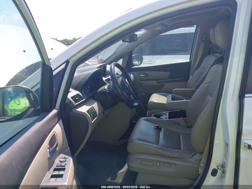 2014 HONDA ODYSSEY auction photo 5