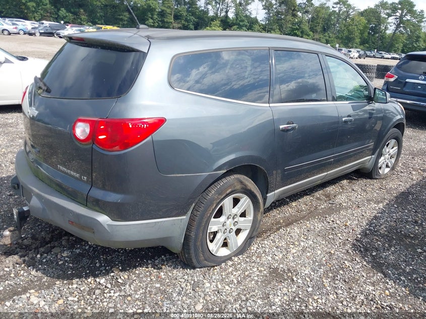 2010 CHEVROLET TRAVERSE auction photo 4