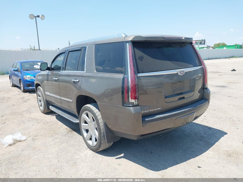 CADILLAC ESCALADE - zdjęcie 3