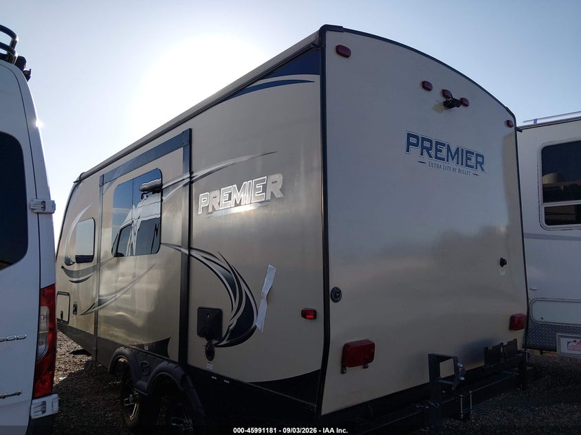 2018 KEYSTONE PREMIER auction photo 3