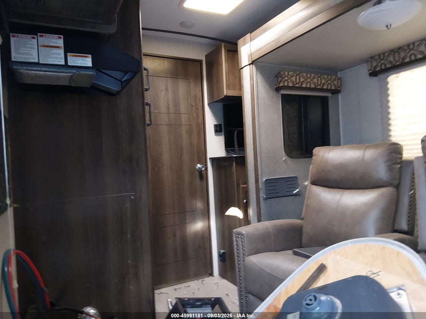 2018 KEYSTONE PREMIER auction photo 5