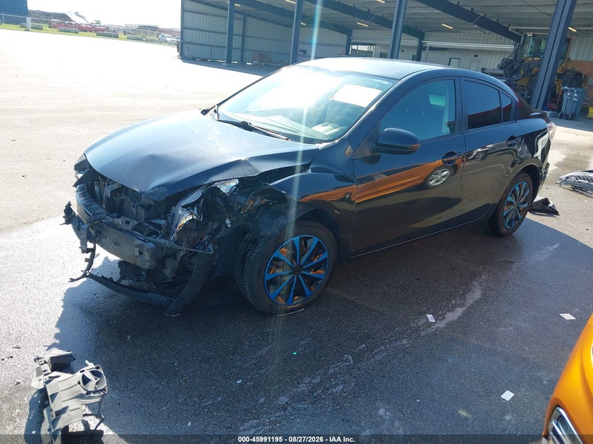 2013 Mazda 3, Front End, IAAI, VIN JM1BL1TF9D1730298 — photo 2