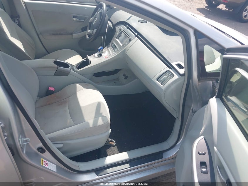 2012 TOYOTA PRIUS auction photo 5