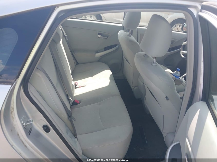 2012 TOYOTA PRIUS auction photo 8
