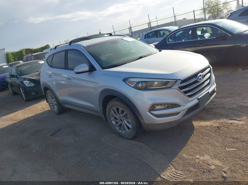2017 HYUNDAI TUCSON auction photo 1