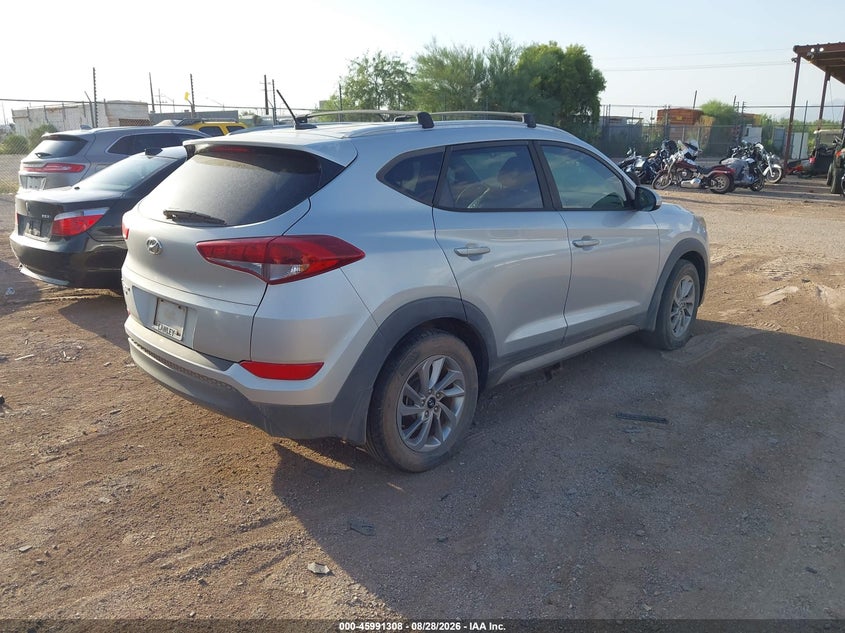 2017 HYUNDAI TUCSON auction photo 4